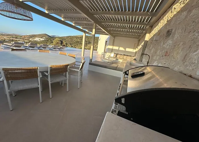 Olive Breeze , Naousa Isterni (Paros)