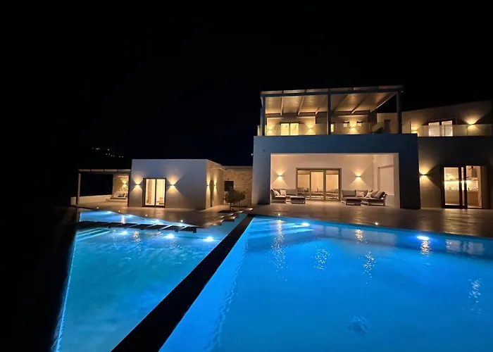 Olive Breeze , Naousa Villa Isterni (Paros)